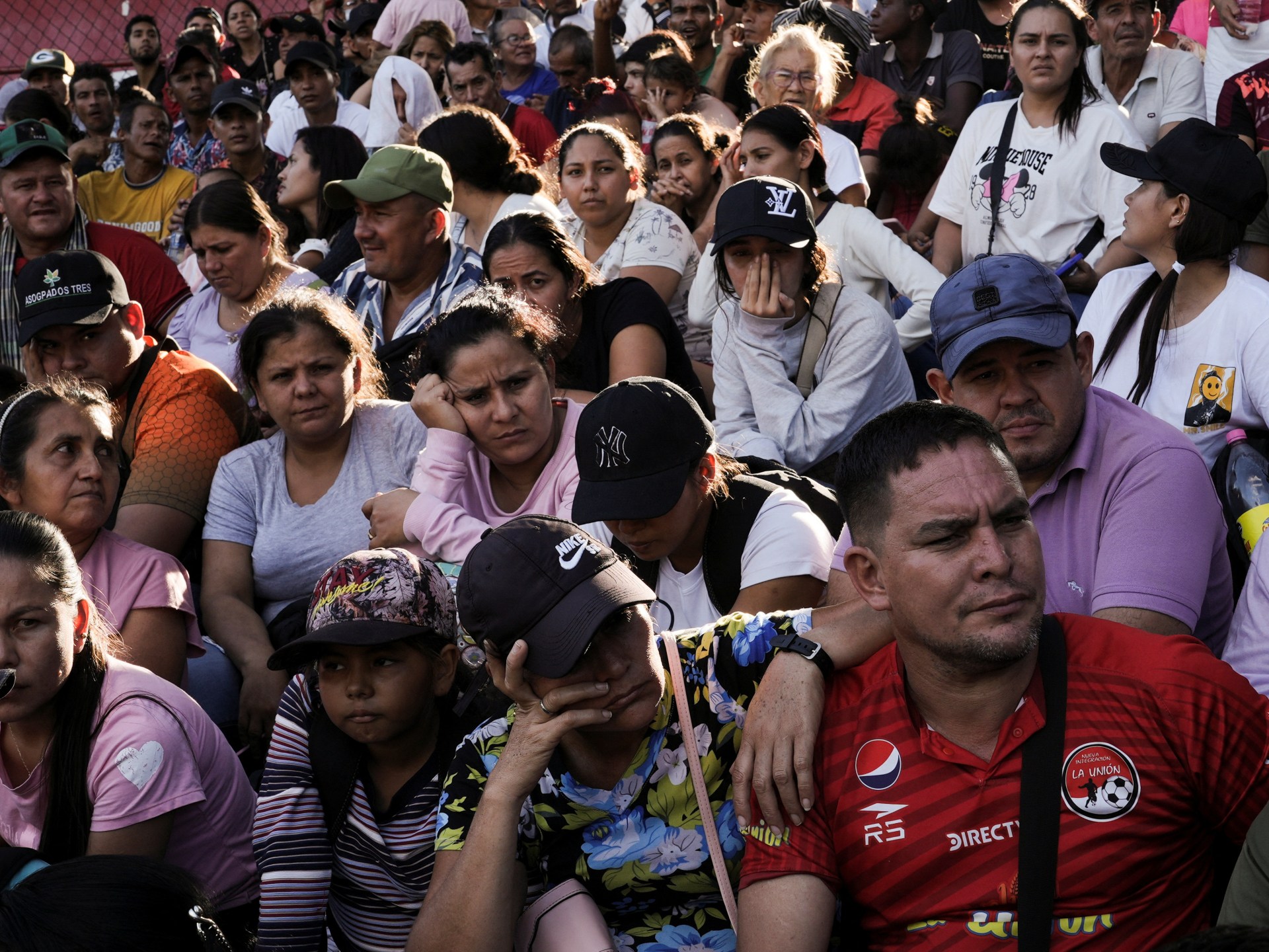 Guerrilla violence sparks displacement disaster in northeast Colombia