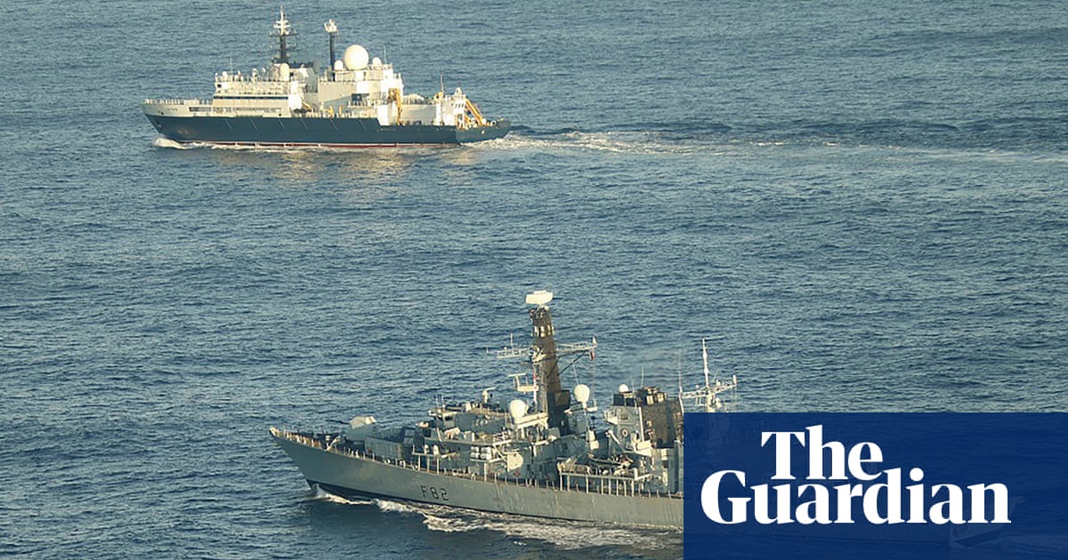 Royal Navy tracks Russian ‘spy ship’ carefully after it enters UK waters | Royal Navy