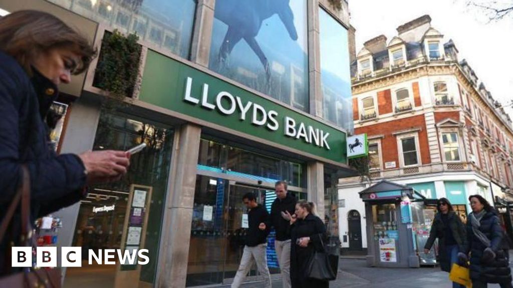 Lloyds to shut one other 136 financial institution branches