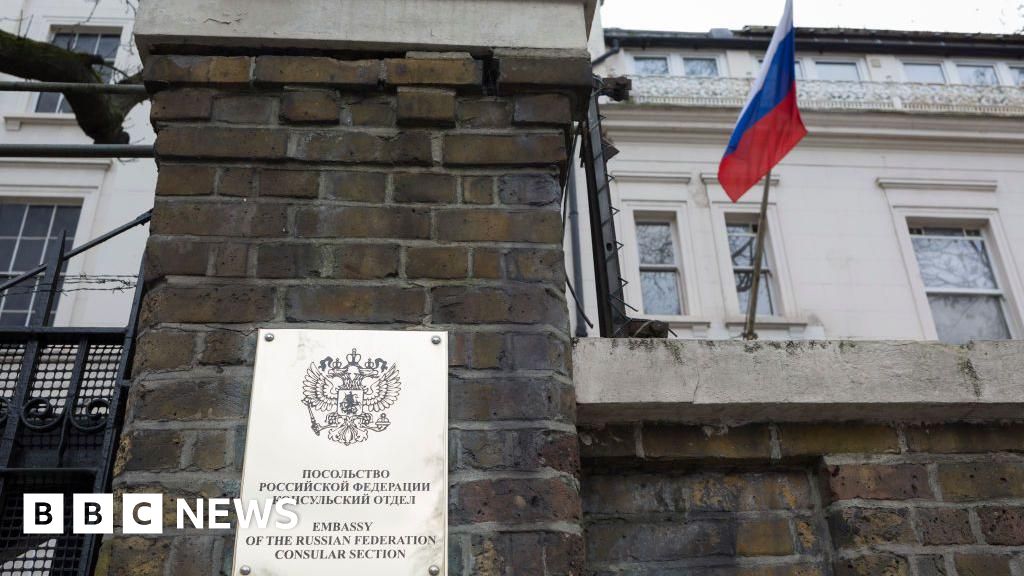 UK expels Russian diplomat after spying row - Today news