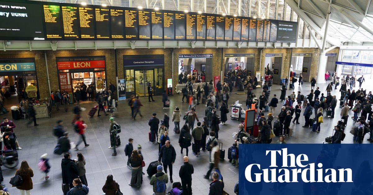 ‘How patronising’: rail bosses face anger over plan to hide train departure times - Today news