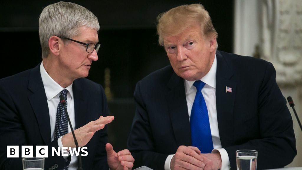 Apple commits to $500bn US investment - Today news