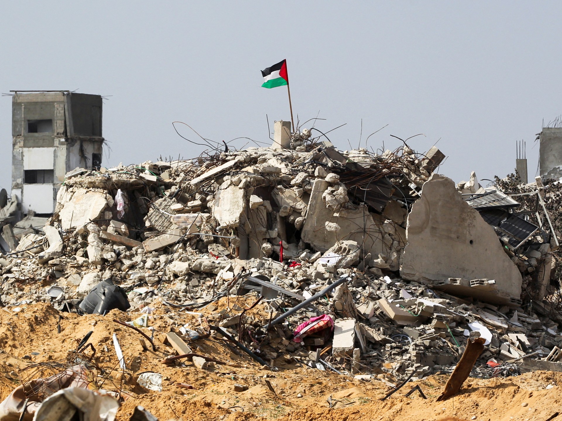 Gaza transformed into rubble-strewn wasteland after Israeli bombardment - Today news