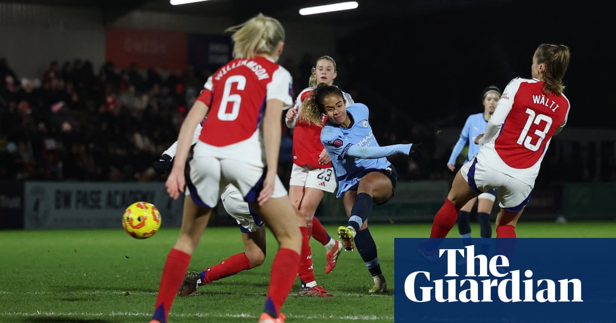 Fowler stuns Arsenal to send Manchester City into Women’s League Cup final - Today news