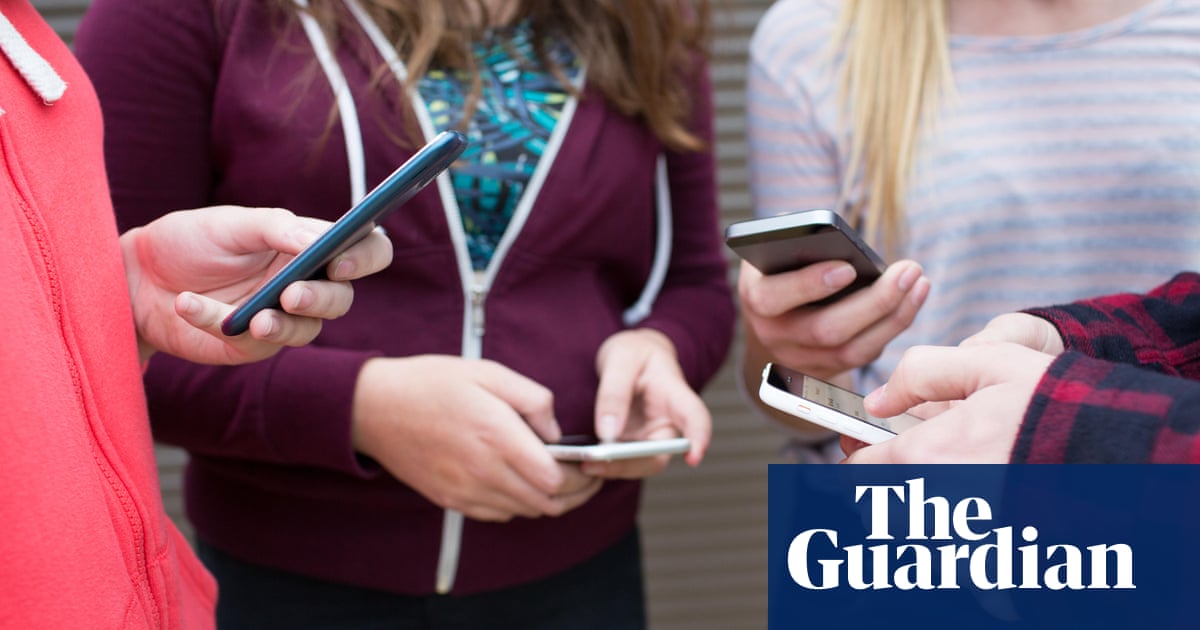 Rise in scam job texts to teens from fraudsters posing as TikTok staff, study finds - Today news