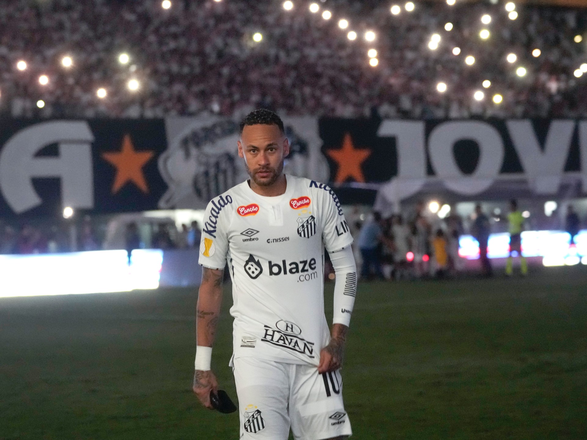 Neymar plays for Santos in emotional return after 12 years - Today news