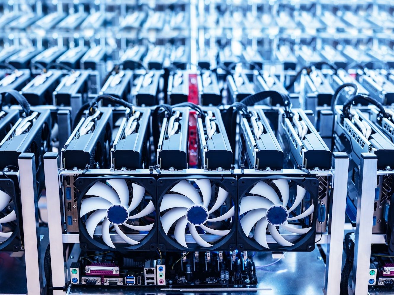 U.S. Listed Bitcoin (BTC) Miners Are Growing Their Share of the Network Hashrate: Bernstein - Today news