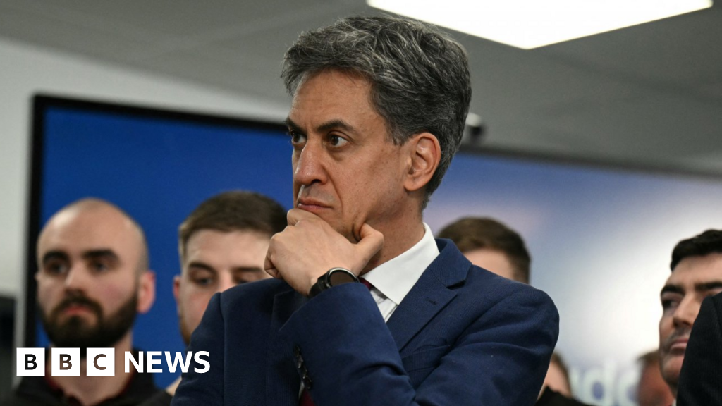 Miliband refuses to say whether he personally backs Heathrow - Today news