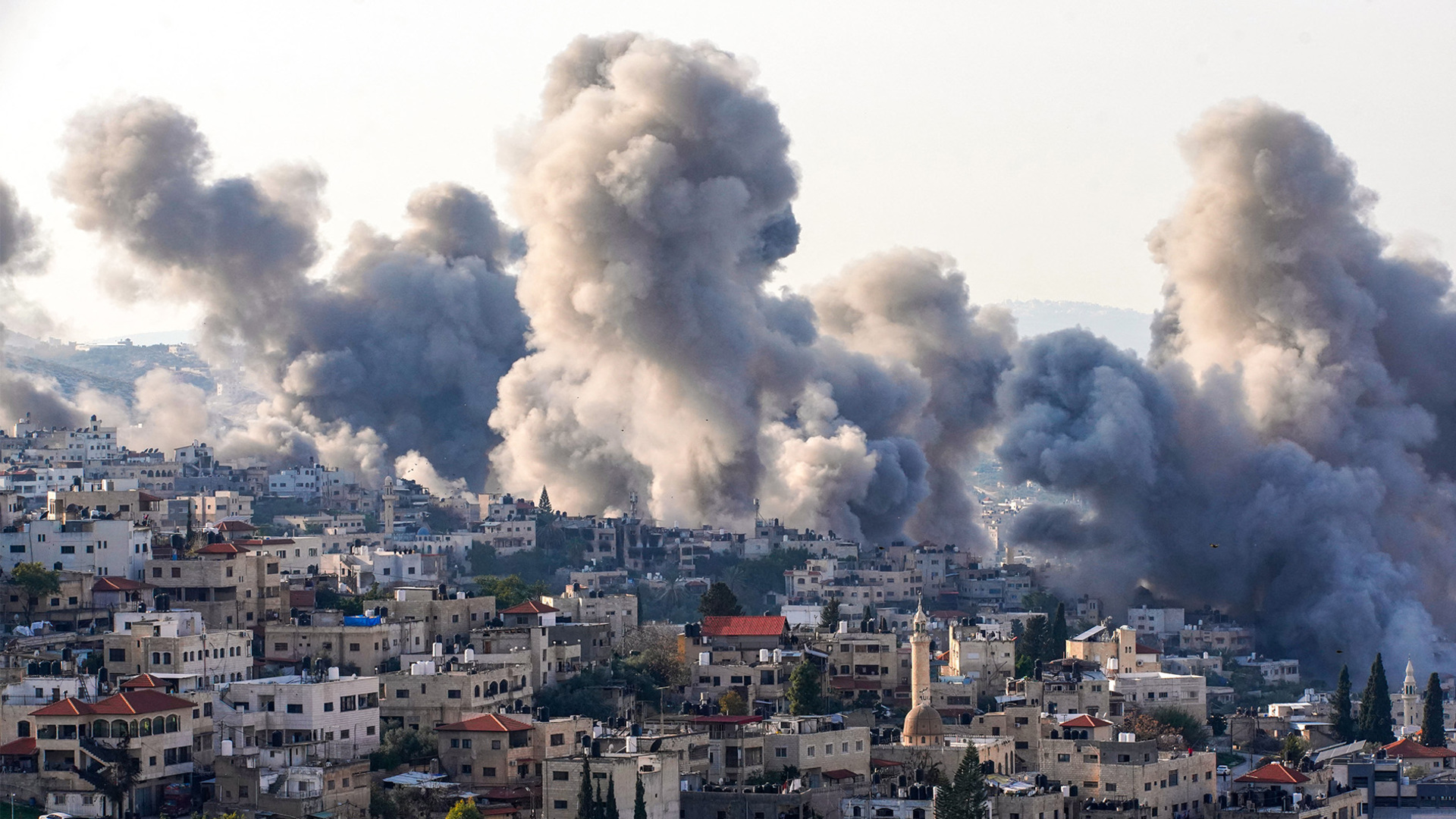 Destruction after Israeli forces blew up Palestinian homes in Jenin - Today news