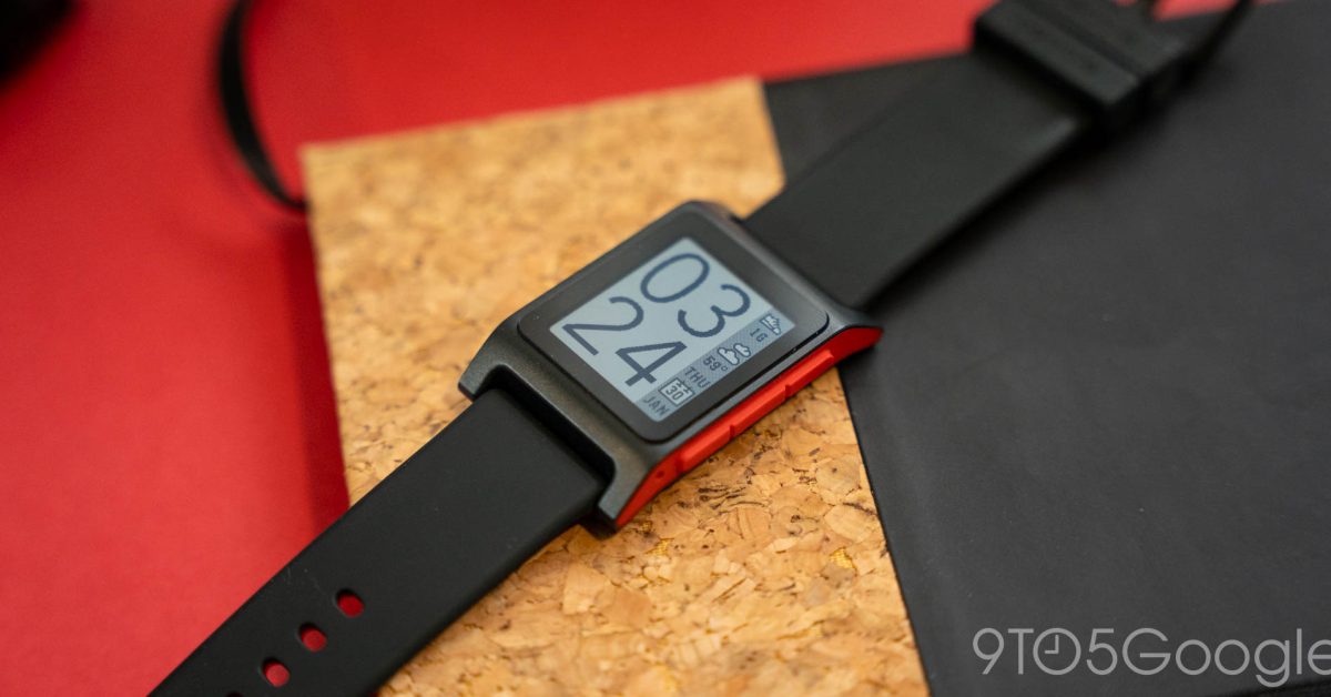 Pebble OS is already running on new hardware following source code drop - Today news