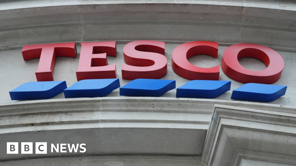 Tesco to trial giving away expiring food to shoppers - Today news