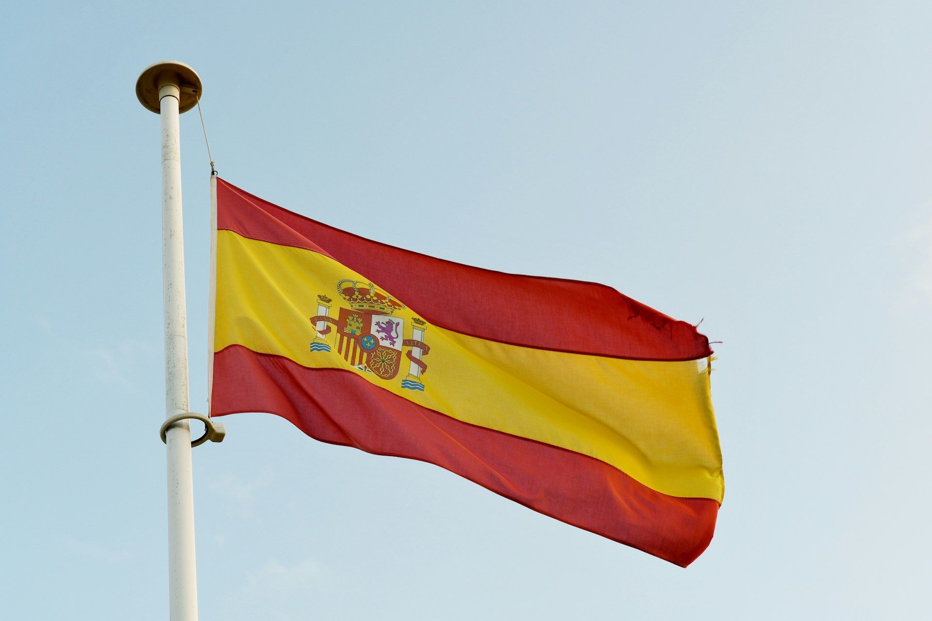 Spain's Second Largest Bank Gets Green Light to Offer Bitcoin and Ether Trading: Report  - Today news