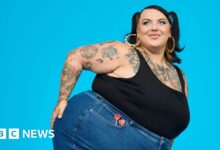 Clothes brand gets 100 complaints a day that models are 'too fat', says boss - Today news