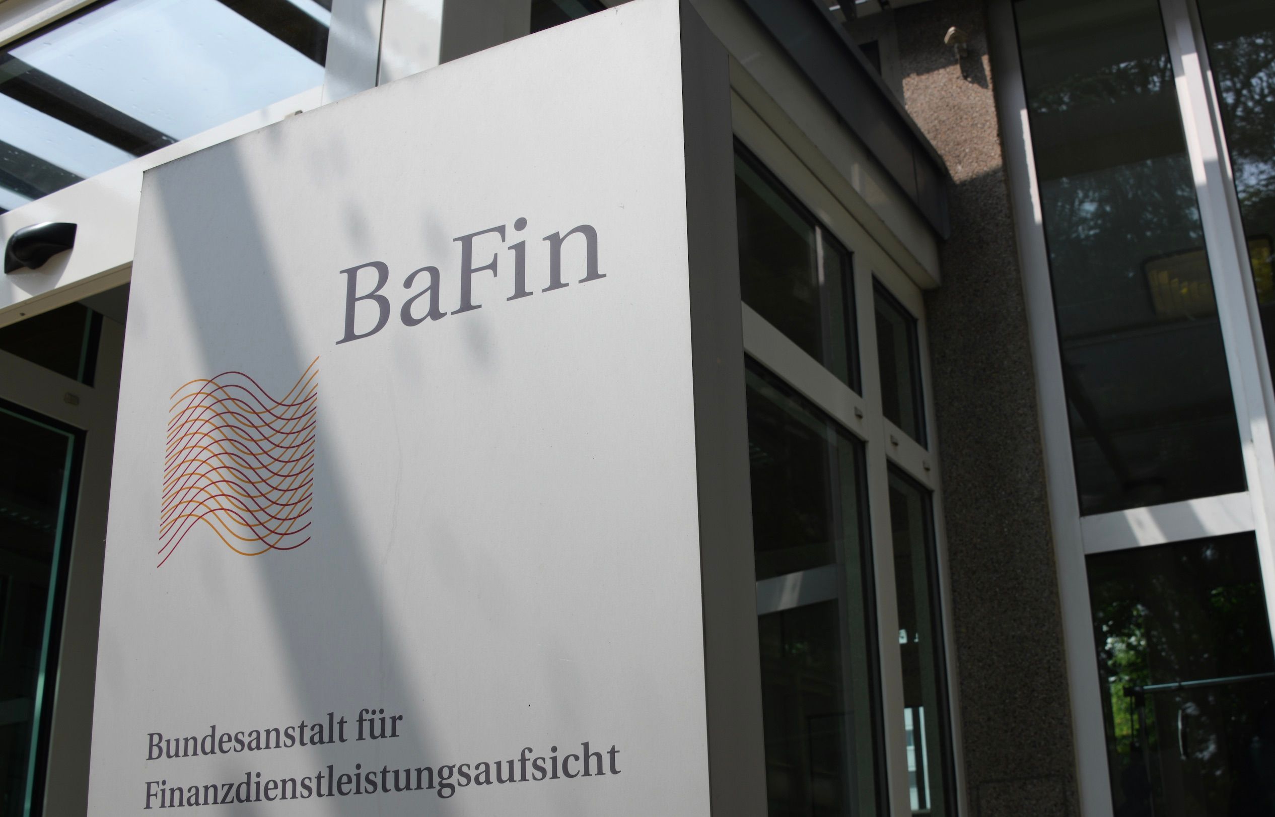 German Regulator BaFin Identifies 'Deficiencies' in Ethena's USDe Stablecoin - Today news