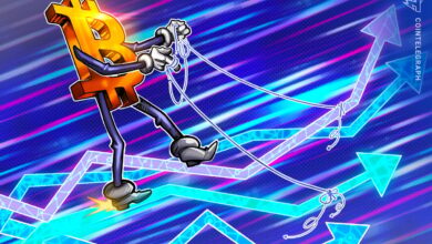 Bitcoin price consolidation and bullish on-chain data hint at new all-time highs by next week.