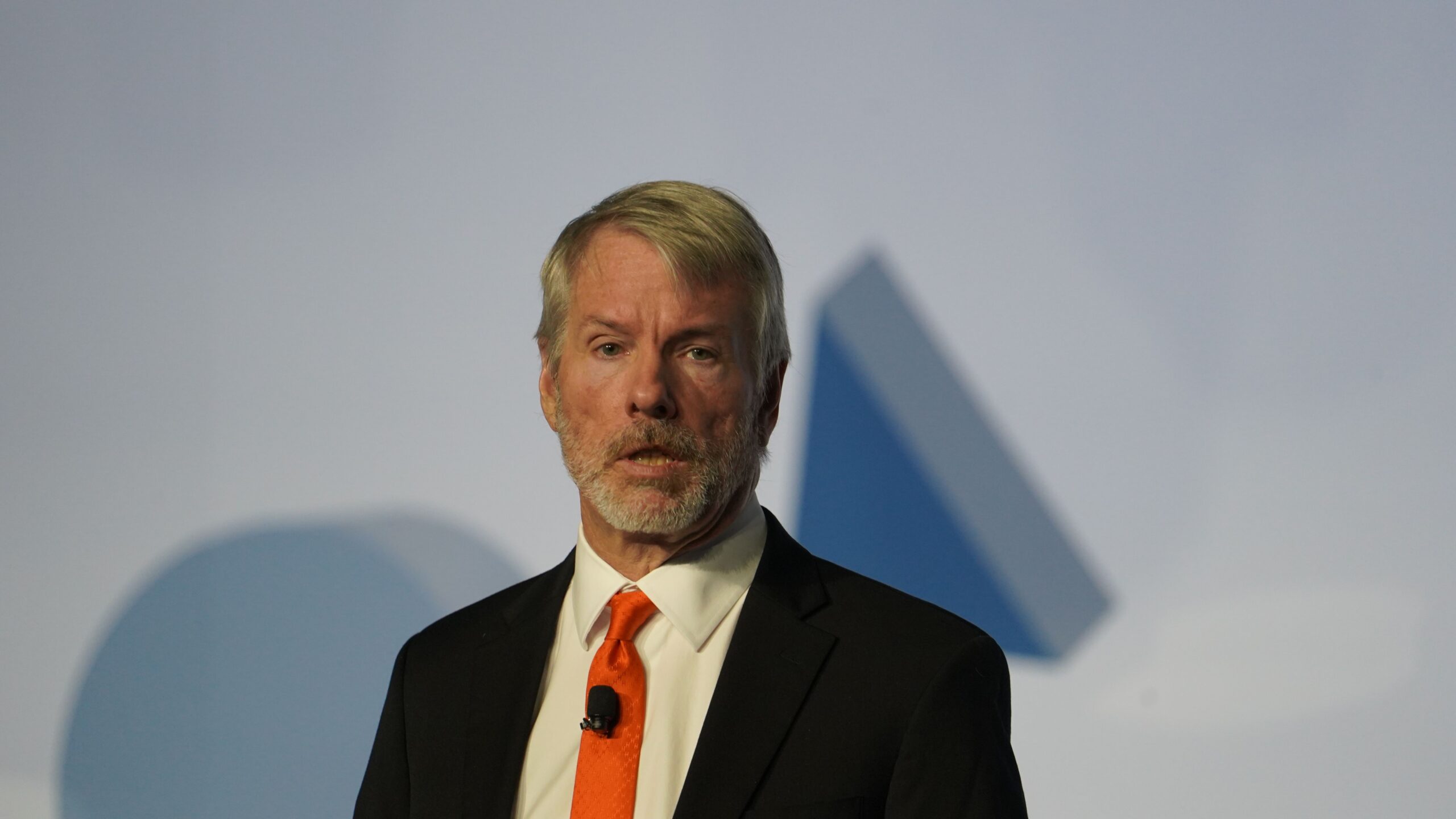 Michael Saylor Outlines Technique’s (MSTR) Bear Market Playbook at BTC Vegas Michael Saylor Outlines Strategy’s (MSTR) Bear Market Playbook at BTC Vegas