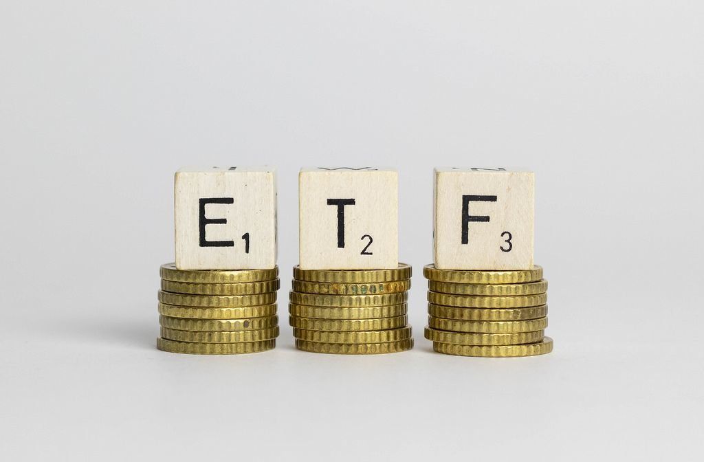 Spot Bitcoin (BTC) ETFs Snapped 10-Day Influx Streak With $358M in Internet Outflows: JPMorgan Spot Bitcoin (BTC) ETFs Snapped 10-Day Inflow Streak With $358M in Net Outflows: JPMorgan