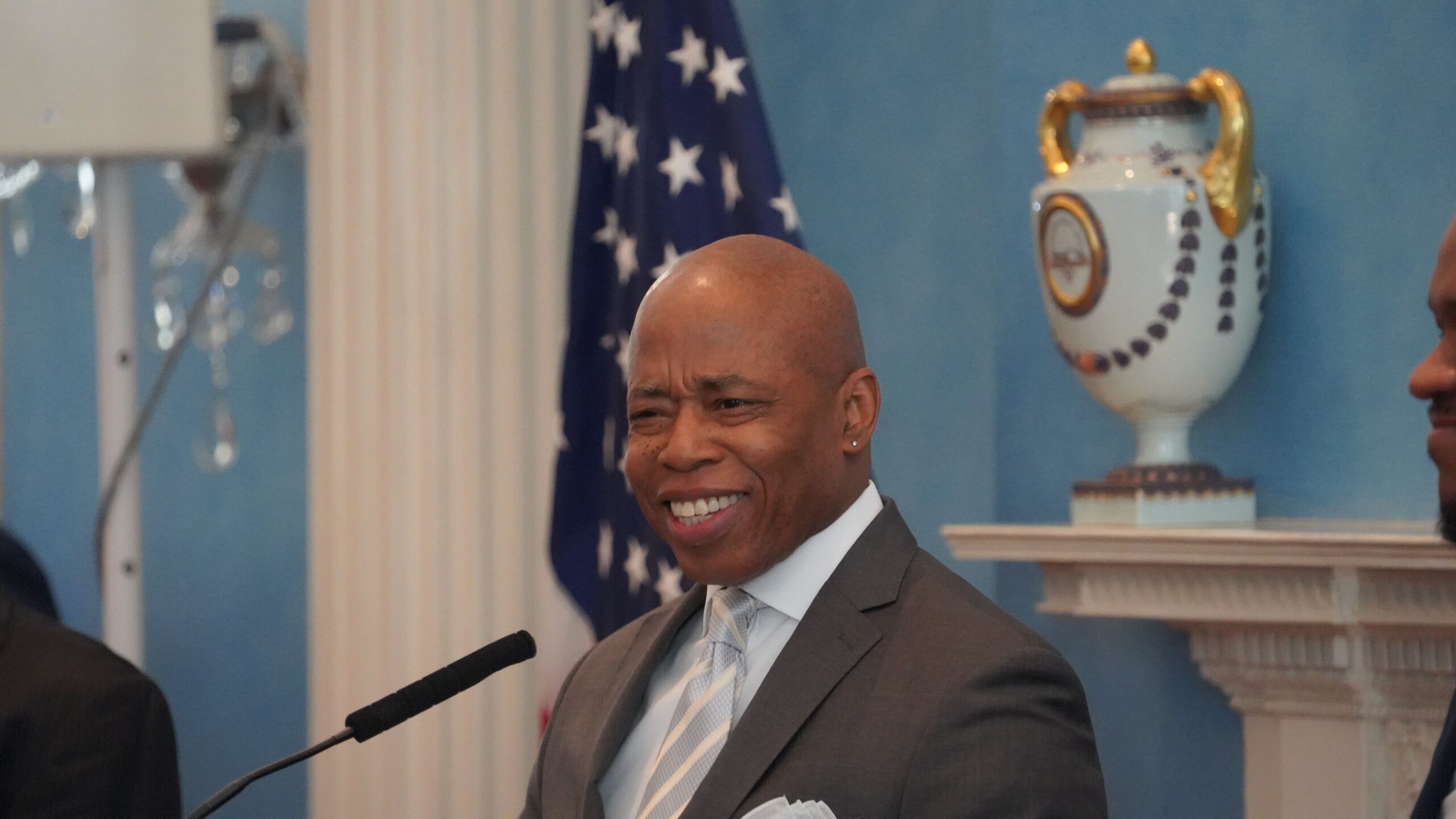 NYC Mayor Eric Adams Calls For the Finish of NYDFS' BitLicense, Proposes 'BitBond' NYC Mayor Eric Adams Calls For the End of NYDFS' BitLicense, Proposes 'BitBond'