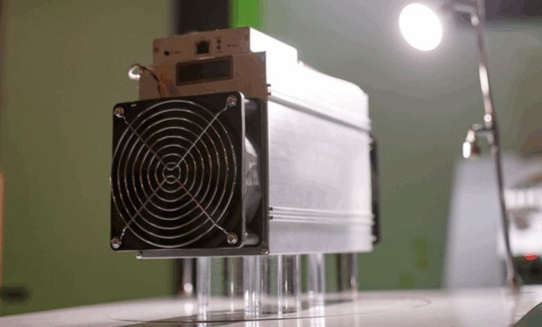 Low Hashprice Forces Bitcoin Miners to Sell Record BTC Ahead of $109k ATH