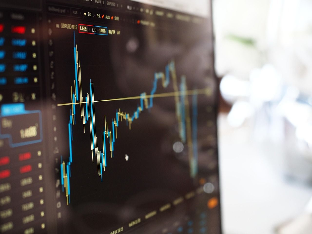 XRP Loses 200-day Common, Bitcoin Dips Under $105K as Merchants Eye Core PCE XRP Loses 200-day Average, Bitcoin Dips Below $105K as Traders Eye Core PCE