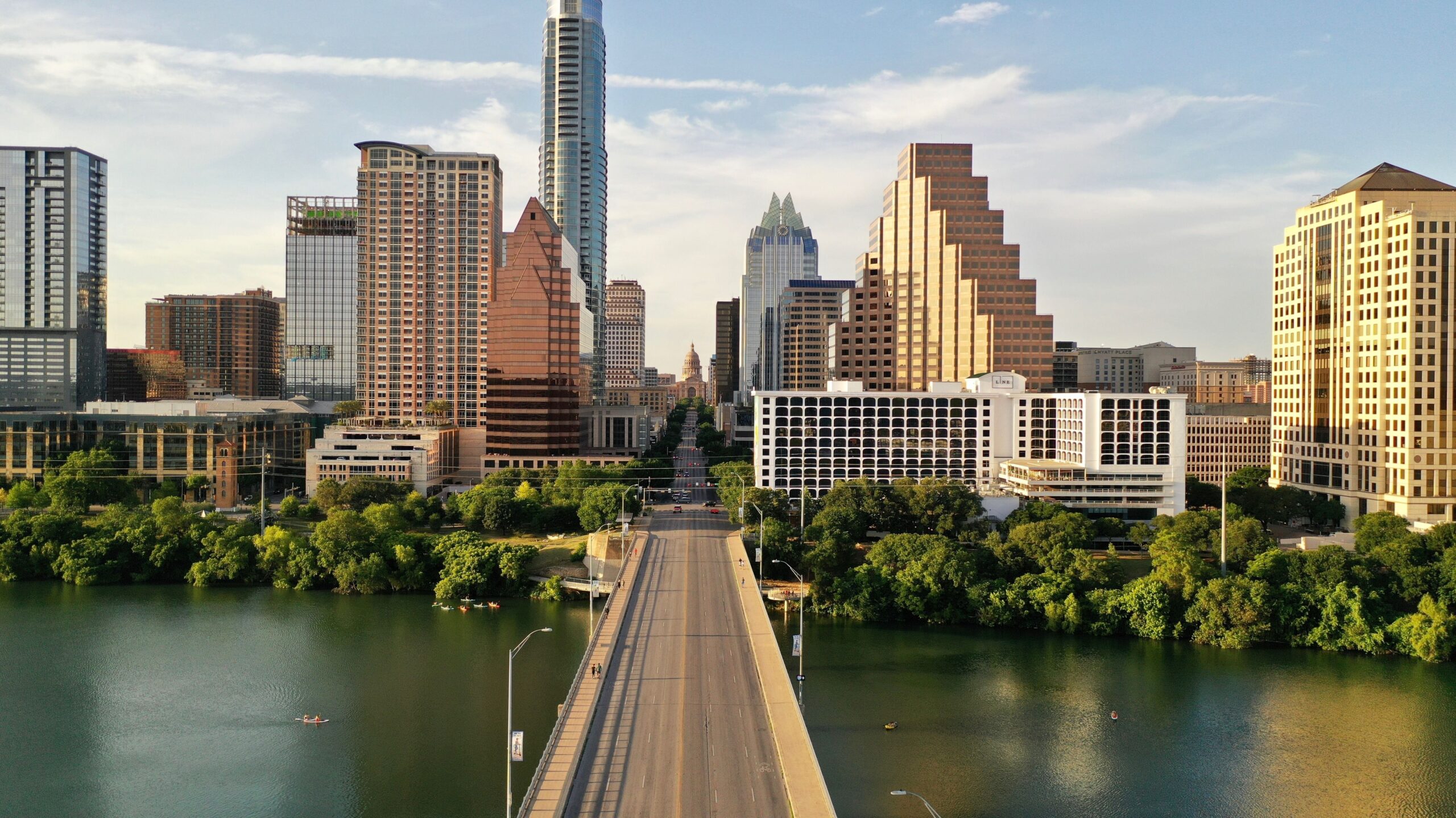 Texas' Strategic Bitcoin Reserve Passes Home, Awaits Governor Signal-Off Texas' Strategic Bitcoin Reserve Passes House, Awaits Governor Sign-Off