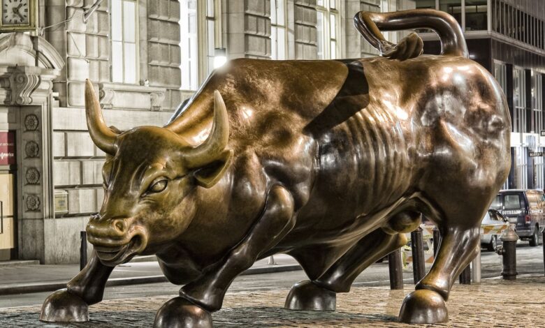 Bitcoin Futures Zoom to Record Open Interest; DOGE, ADA, XRP Add 3%