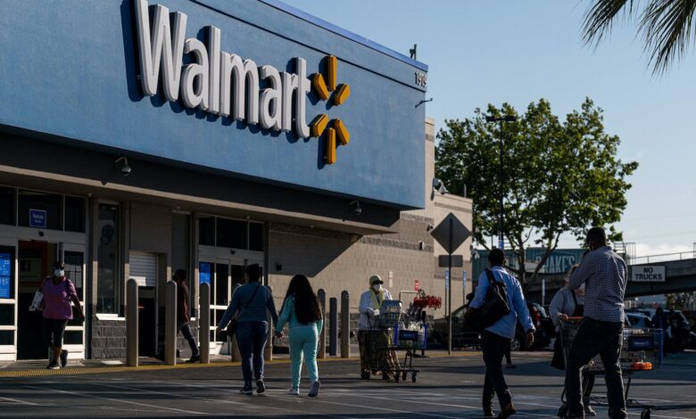 Walmart, Amazon Are Coming for Traditional Payments, Mull Dollar-Pegged Stablecoins in the U.S.