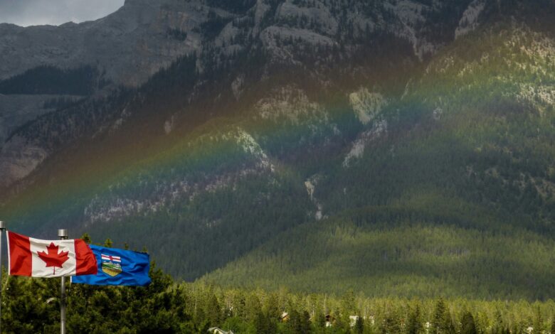 AgriFORCE Launches Gas-Powered Bitcoin Mining Site in Alberta, Plans Expansion to 1 EH/s