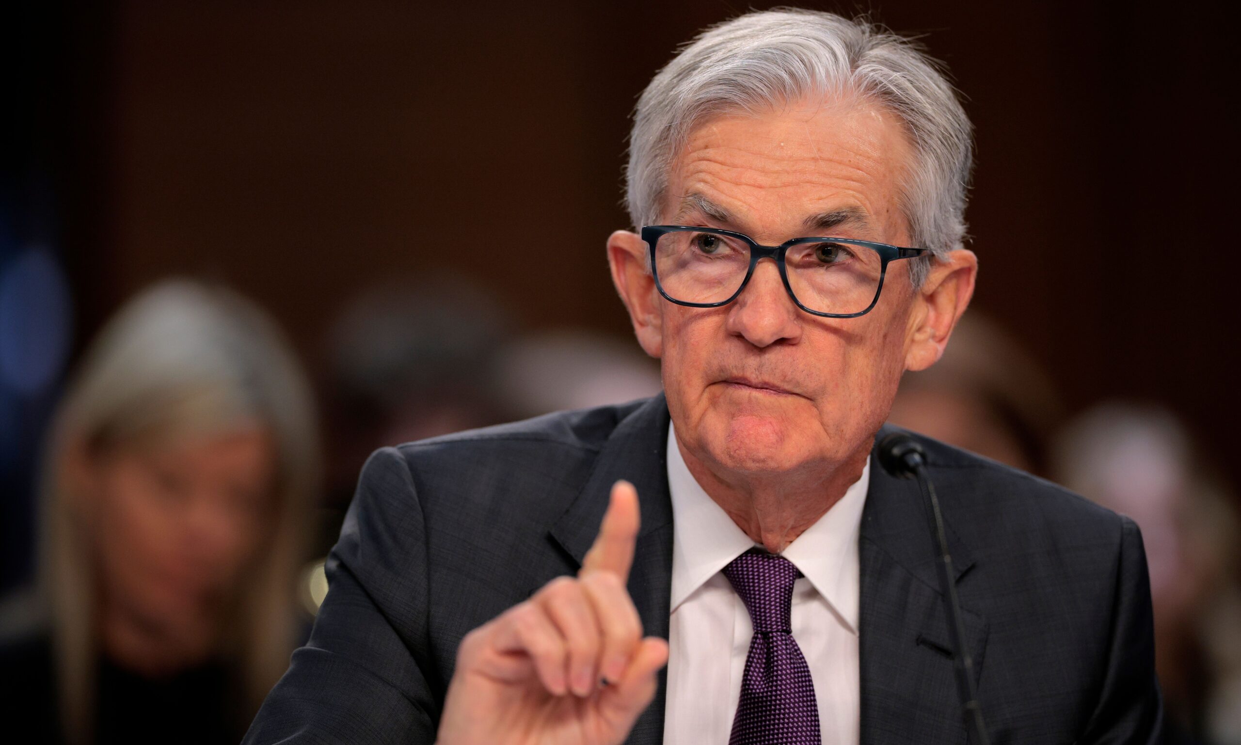 BTC at $104K as Fed Expects Weaker Progress, Greater Inflation BTC at $104K as Fed Expects Weaker Growth, Higher Inflation