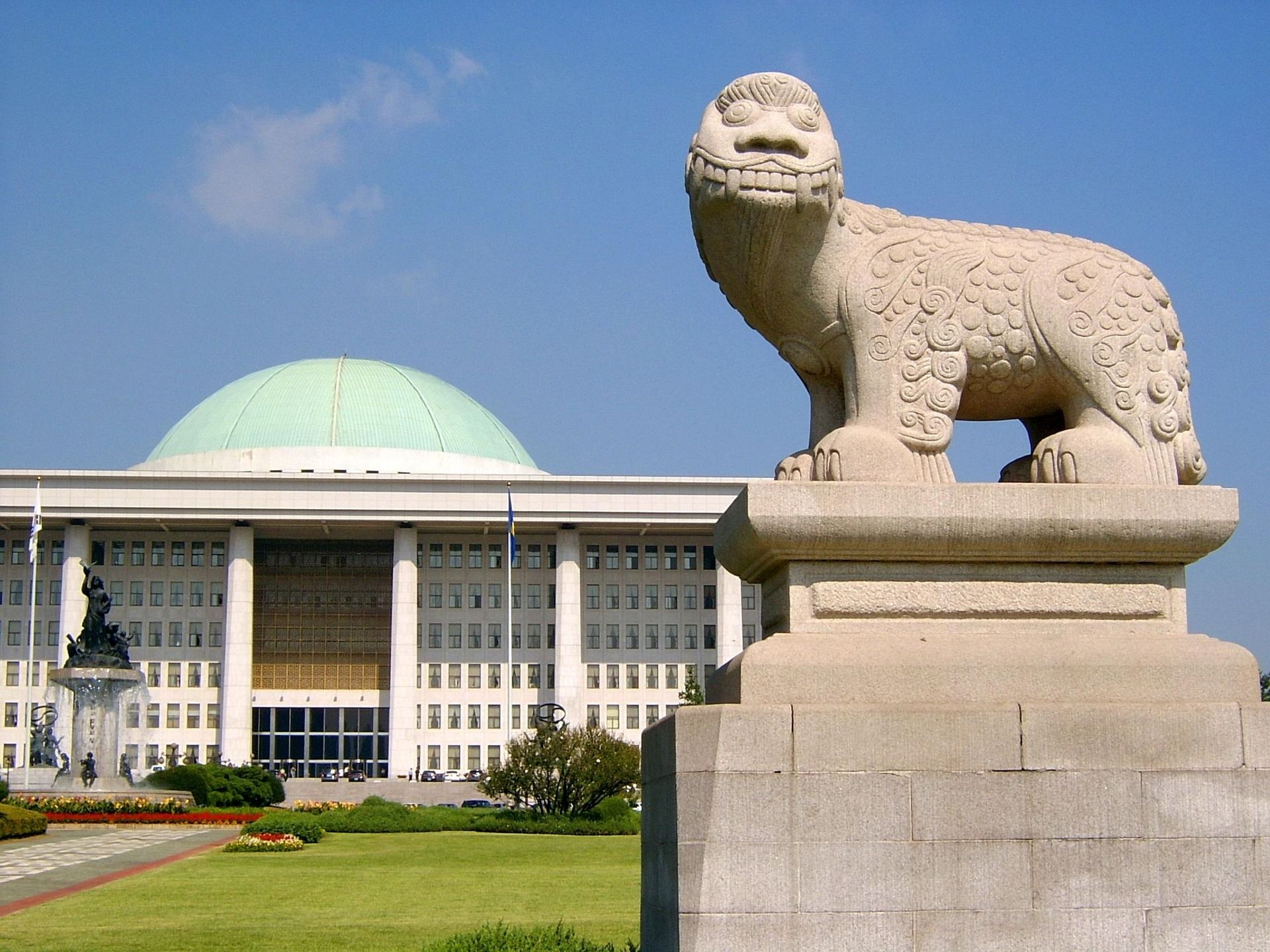 South Korea's Ruling Occasion Unveils Coverage Permitting Corporations to Concern Stablecoins: Bloomberg South Korea's Ruling Party Unveils Policy Allowing Companies to Issue Stablecoins: Bloomberg