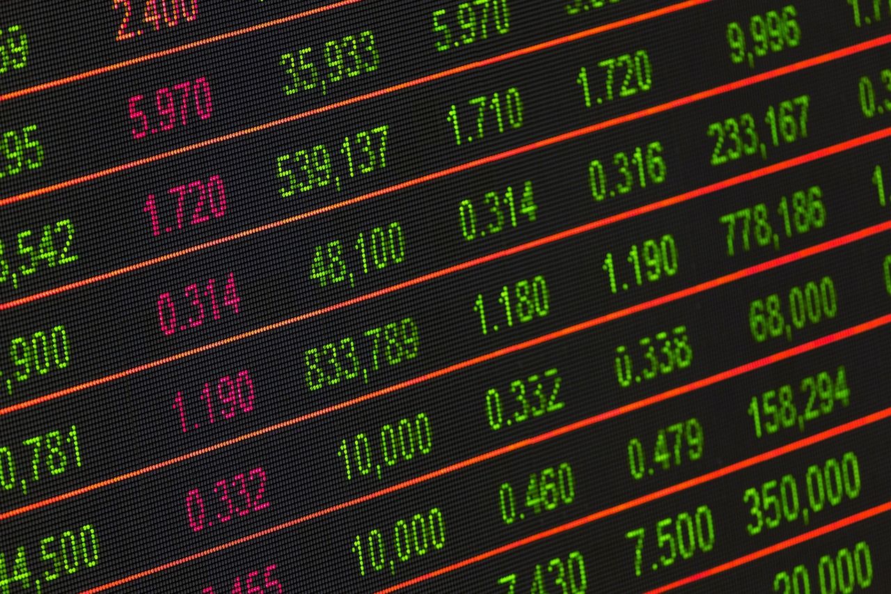Who's Promoting Bitcoin (BTC) Above $100K and Why is the Worth Caught? Who's Selling Bitcoin (BTC) Above $100K and Why is the Price Stuck?