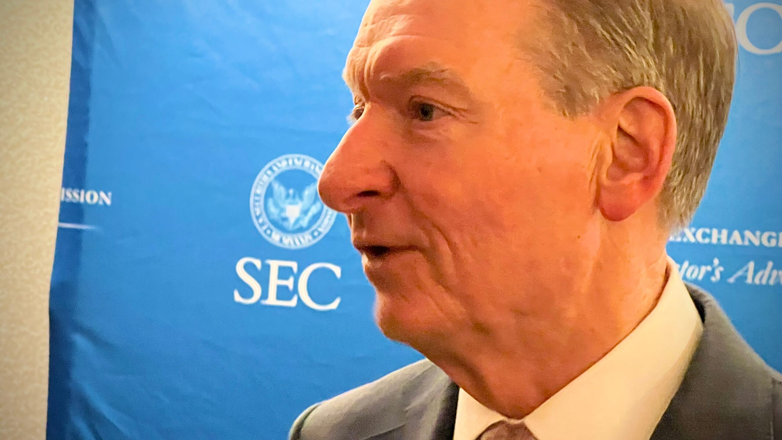 U.S. SEC Chair Says Engaged on 'Innovation Exemption' for DeFi Platforms U.S. SEC Chair Says Working on 'Innovation Exemption' for DeFi Platforms