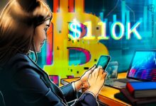 Bitcoin Faces Resistance as Bearish Divergences Emerge