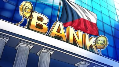 Czech National Bank Increases Palantir Stake, Adds Coinbase Shares
