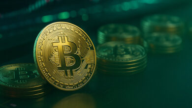 Bitcoin remains stuck in $100k-$110k band as retail and whales enter potential standoff