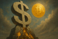 Bitcoin surpasses $120k, driven by declining US dollar