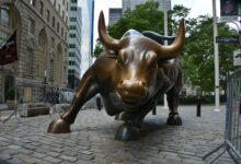 Bitcoin's Institutional Waves Are Building, Not Breaking
