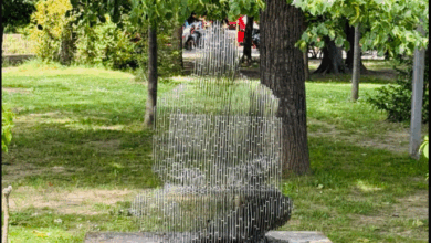 Satoshi Statue Stolen? Lugano Wakes up To Find Bitcoin Creator Missing