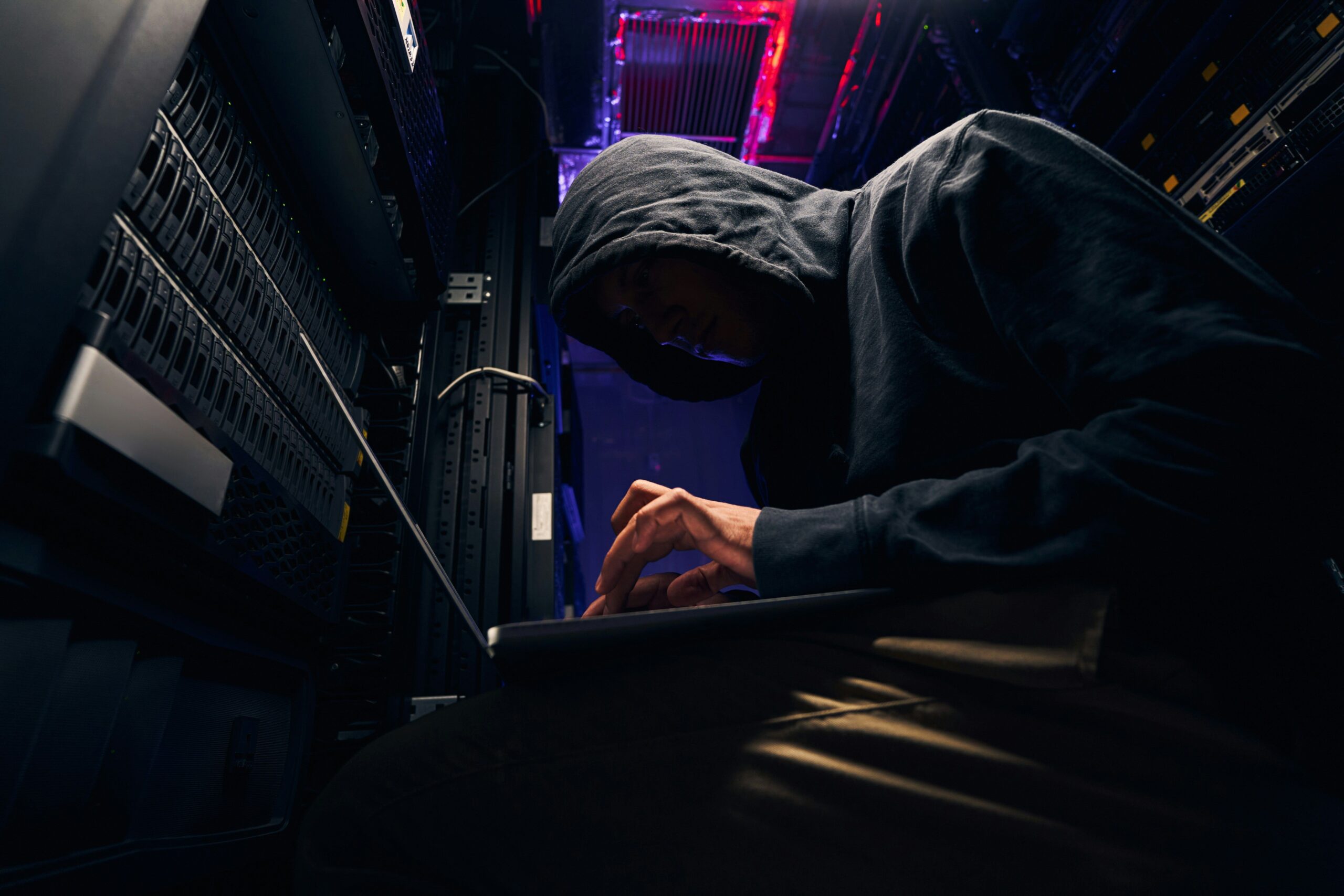 Inside Qubic’s Controversial 51% Takeover of the Monero Blockchain